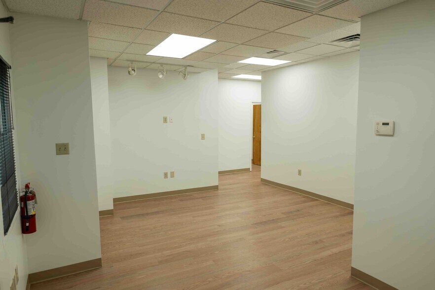 More Photos Of 1555 Howell Branch Rd, Winter Park Office For Lease