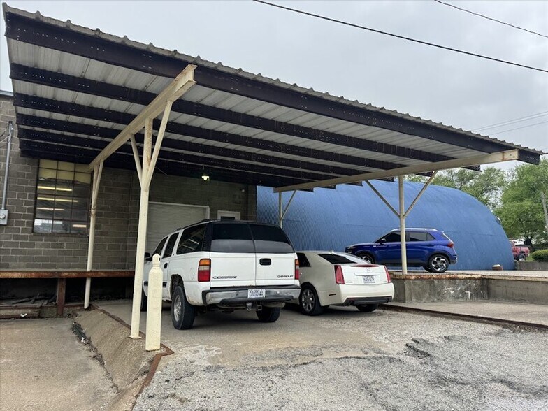 More Photos Of 51 S Rubey St, Macon General Retail For Sale