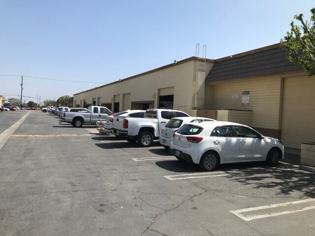More Photos Of 12455 Branford St, Pacoima Warehouse For Sale