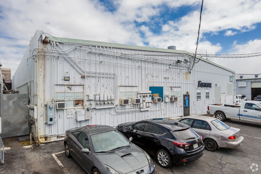 More Photos Of 720 Moowaa St, Honolulu Unknown For Lease