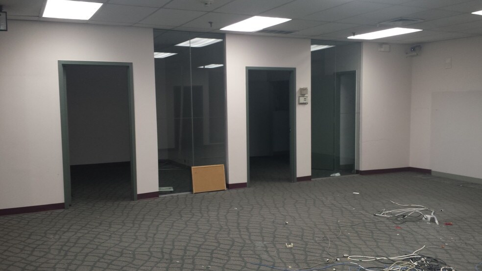 More Photos Of 16 Weyman Ave, New Rochelle Freestanding For Lease