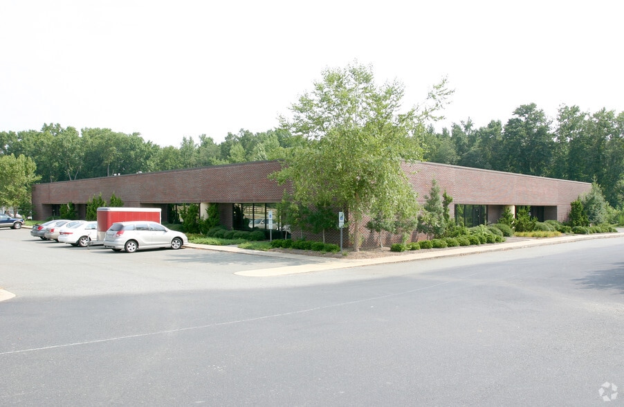 More Photos Of 4700 Lebanon Rd, Mint Hill Office For Lease