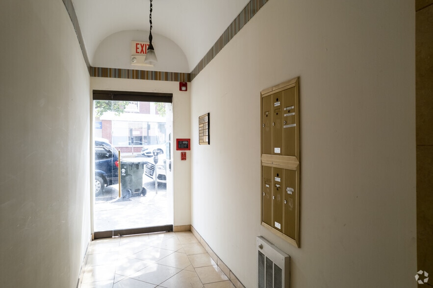 More Photos Of 12-14 Engle St, Englewood Storefront Retail Office For Lease