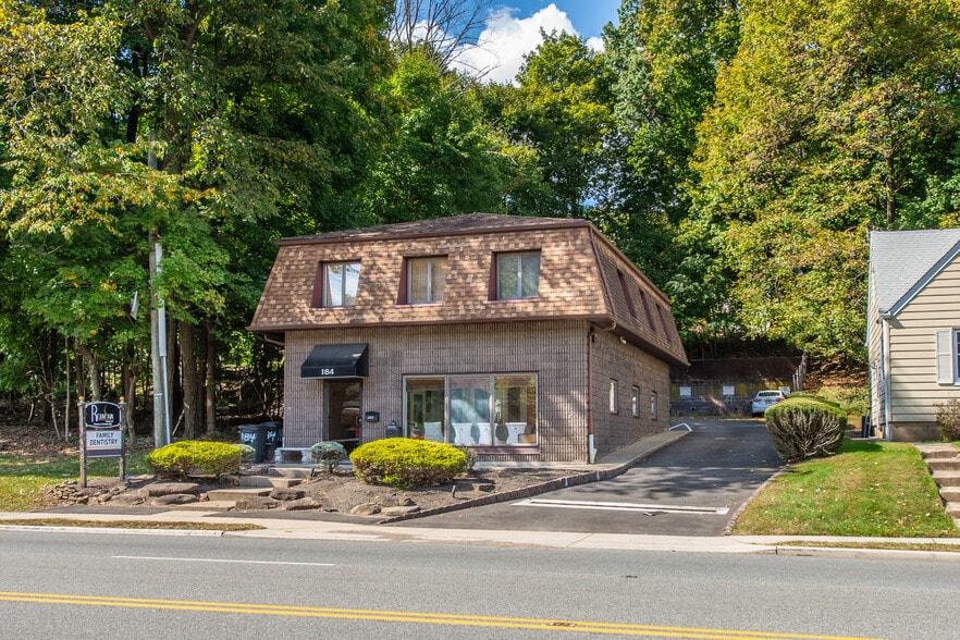 Primary Photo Of 184 Pompton Ave, Verona Medical For Lease
