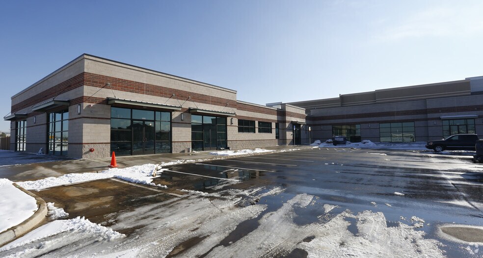 More Photos Of 5080-5096 N Central Park Blvd, Denver Storefront For Lease