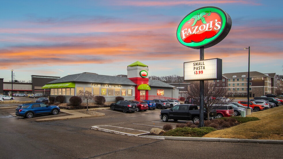 Primary Photo Of 3929 Everhard Rd NW, Canton Restaurant For Lease