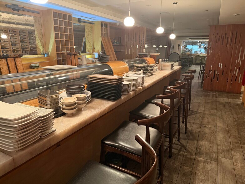 More Photos Of 365-367 W 46th St, New York Apartments For Sale