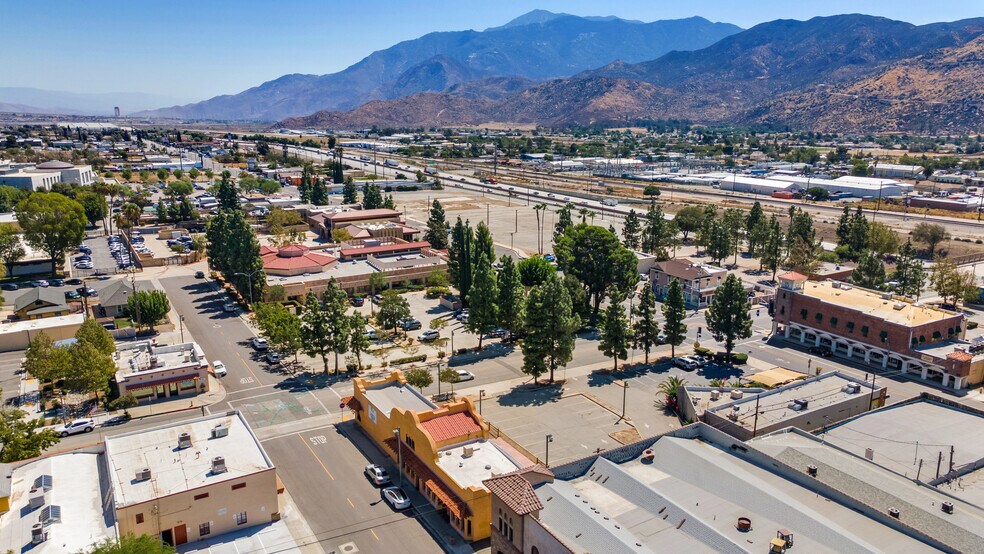 More Photos Of 89 N San Gorgonio Ave, Banning Storefront For Sale