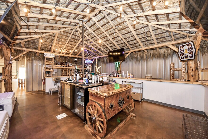 More Photos Of 11730 Aldine Westfield Rd, Houston Warehouse For Sale