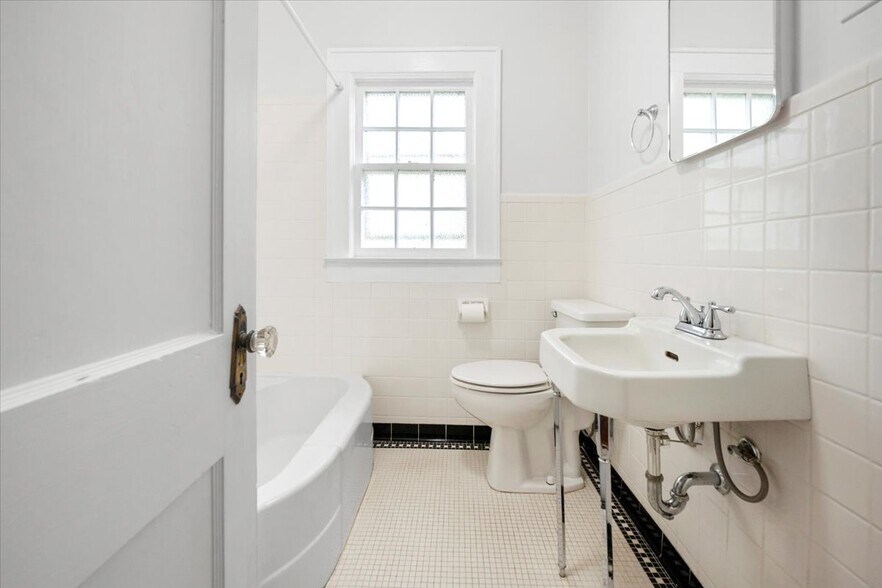 More Photos Of 301 E Main St, Easley Land For Sale