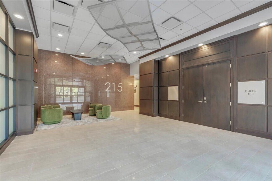 More Photos Of 215 S Monroe St, Tallahassee Office For Lease