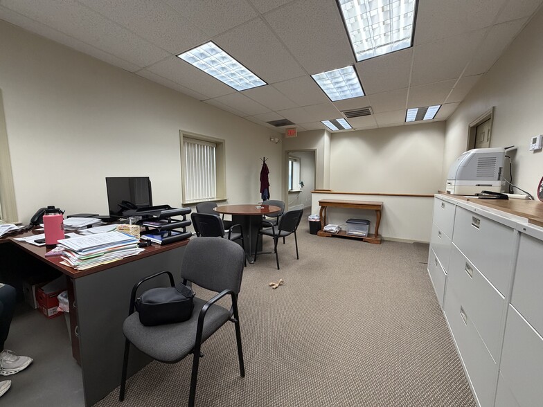 More Photos Of 2005 Highway Z, Pevely Industrial For Sale