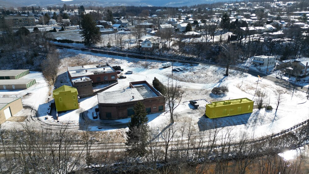 Primary Photo Of 110 W Saint Marys Rd, Hanover Township Self Storage For Lease
