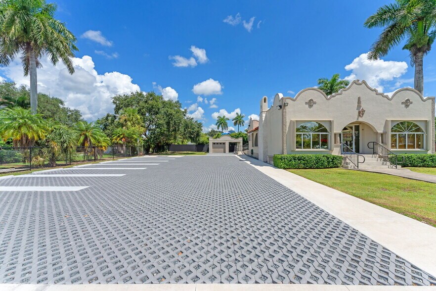 More Photos Of 97 NE 15th St, Homestead Coworking Space