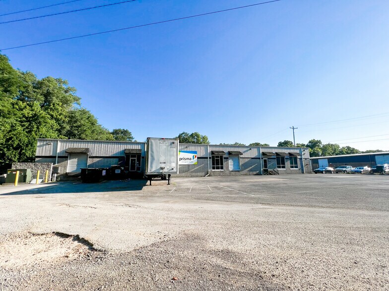 More Photos Of 201 Whitsett Rd, Nashville Warehouse For Lease