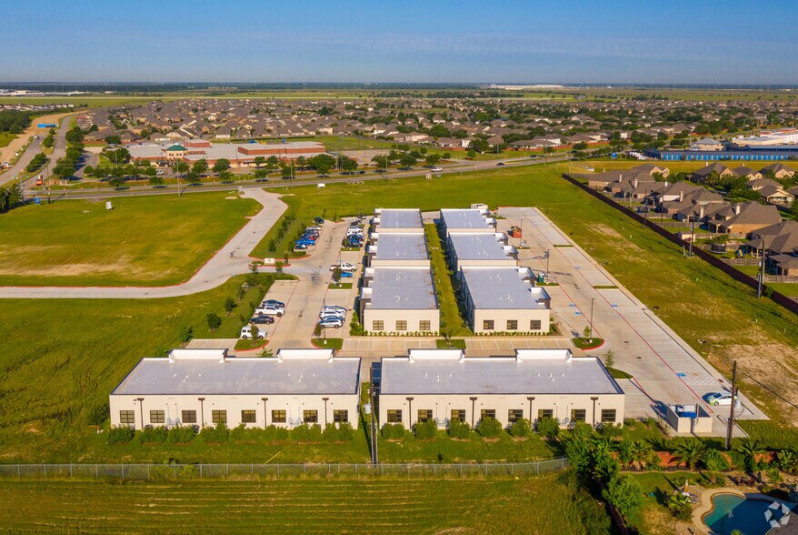 More Photos Of 8118 Fry Rd, Cypress Office For Lease