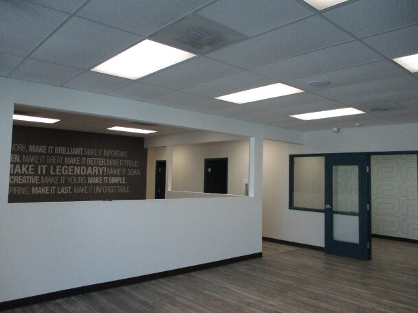 More Photos Of 8312 Page Ave, Saint Louis Service For Sale