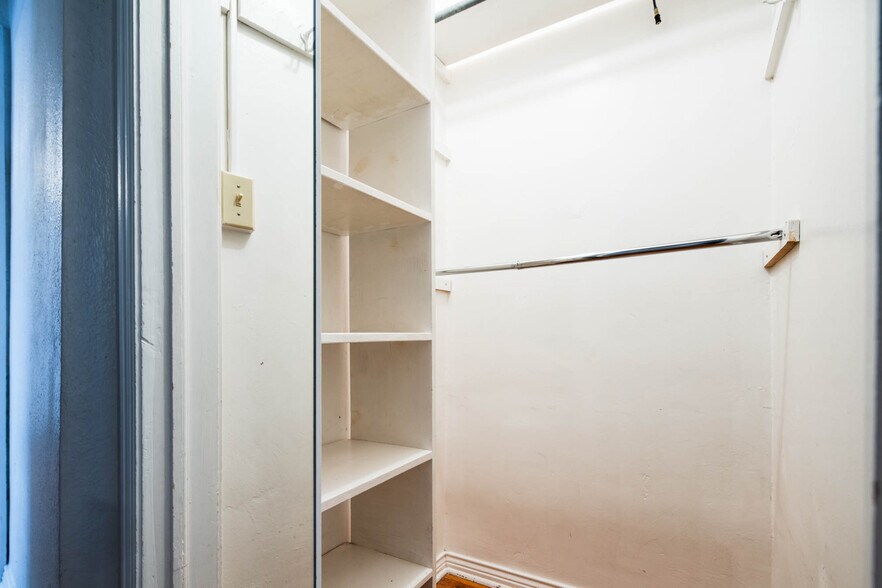 More Photos Of 127 N Pearl St, Denver Multifamily For Sale