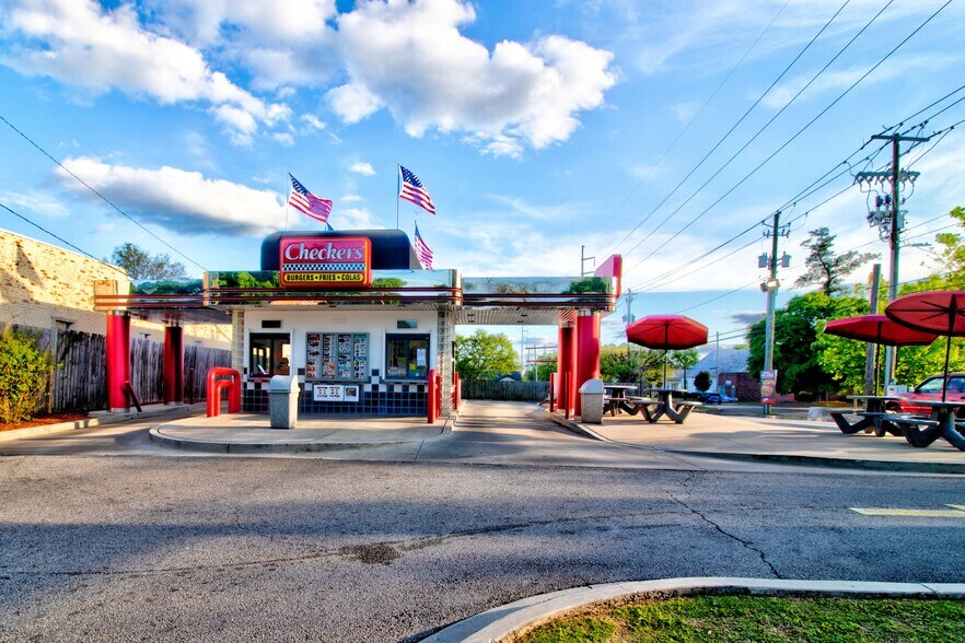More Photos Of 1720 Walton Way, Augusta Fast Food For Sale