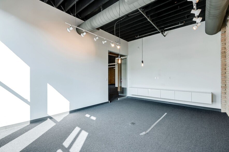 More Photos Of 211 N 1st St, Minneapolis Loft Creative Space For Lease