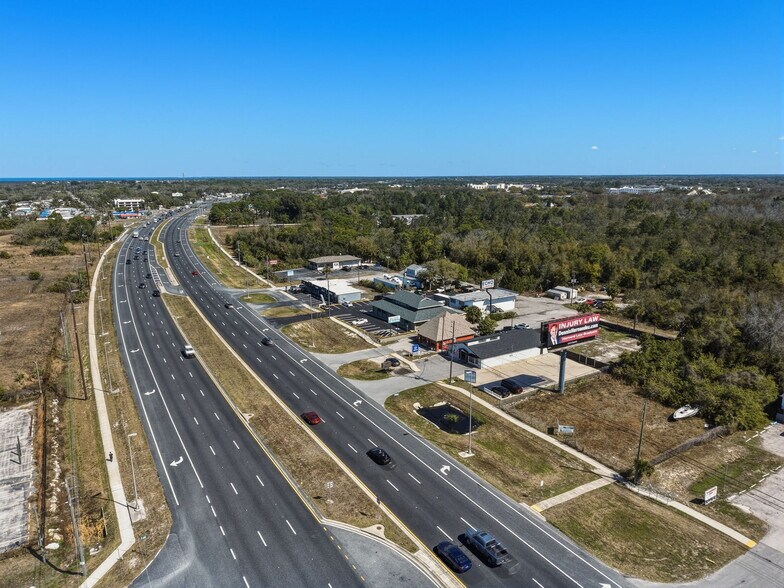 More Photos Of 13414 US Highway 19, Hudson Showroom For Lease