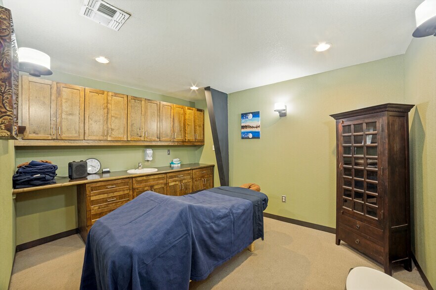 More Photos Of 842 FM 471 N, Castroville Health Club For Sale