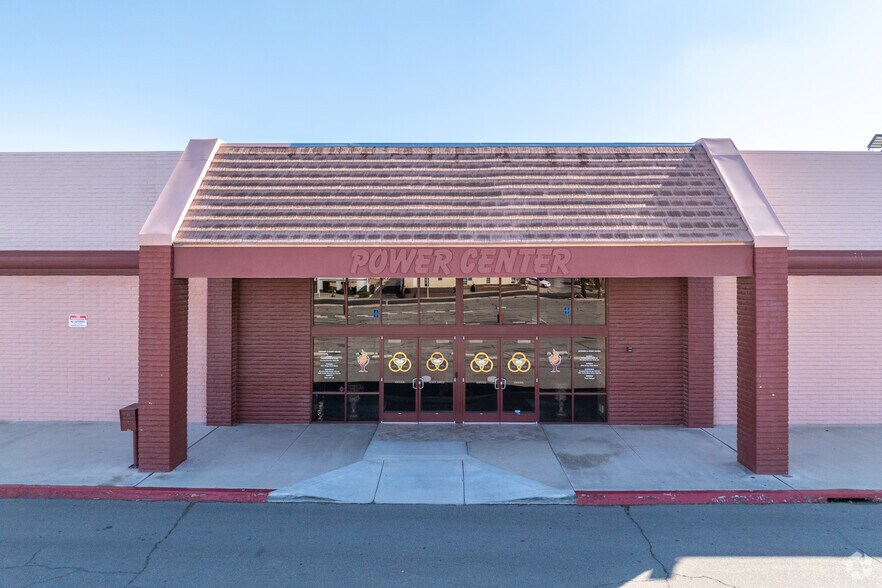 More Photos Of 14827 - 14837 7TH CA 92395 st, Victorville General Retail For Lease