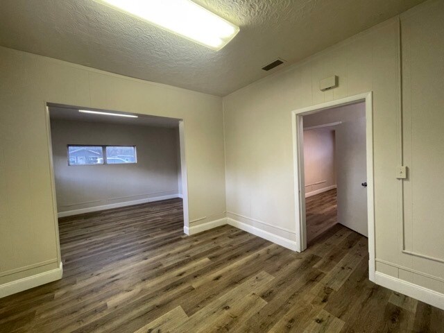 More Photos Of 1707 South St, Leesburg Daycare Center For Sale