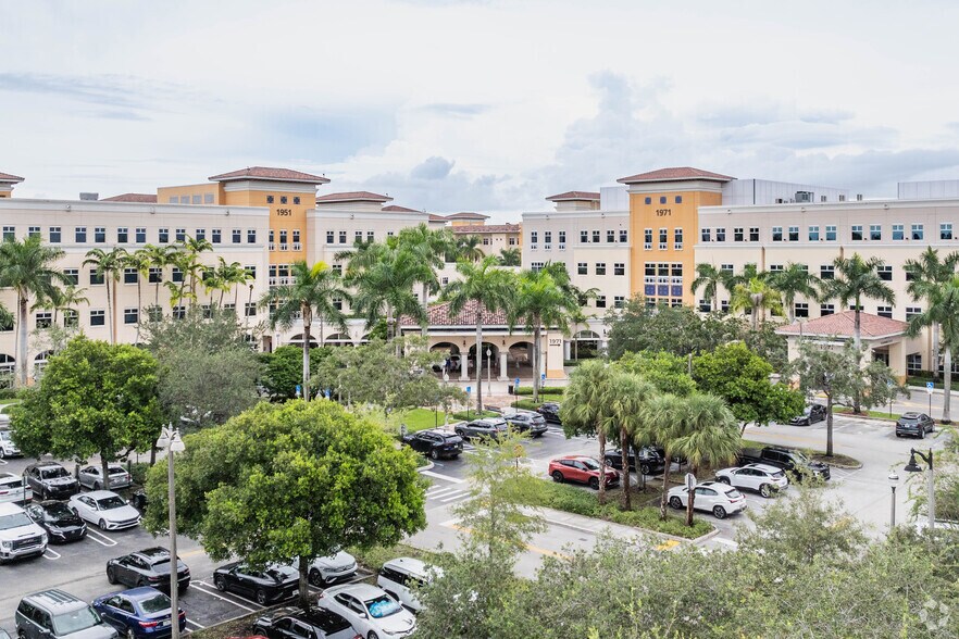 More Photos Of 1951 SW 172nd Ave, Miramar Medical For Lease