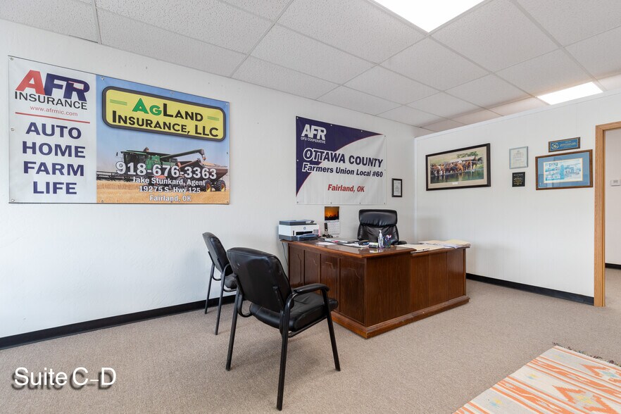 More Photos Of 19275 125 Hwy, Fairland General Retail For Sale