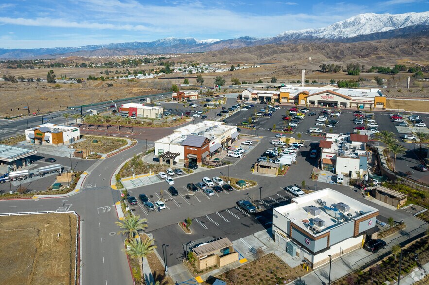 More Photos Of Cherry Valley Blvd @ Desert Lawn Dr, Calimesa Unknown For Lease