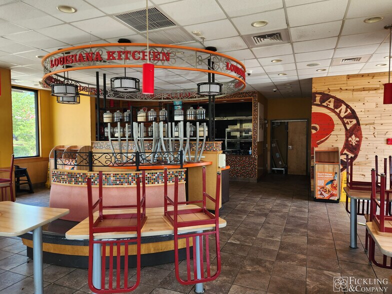 More Photos Of 1508 Sam Nunn Blvd, Perry Restaurant For Sale