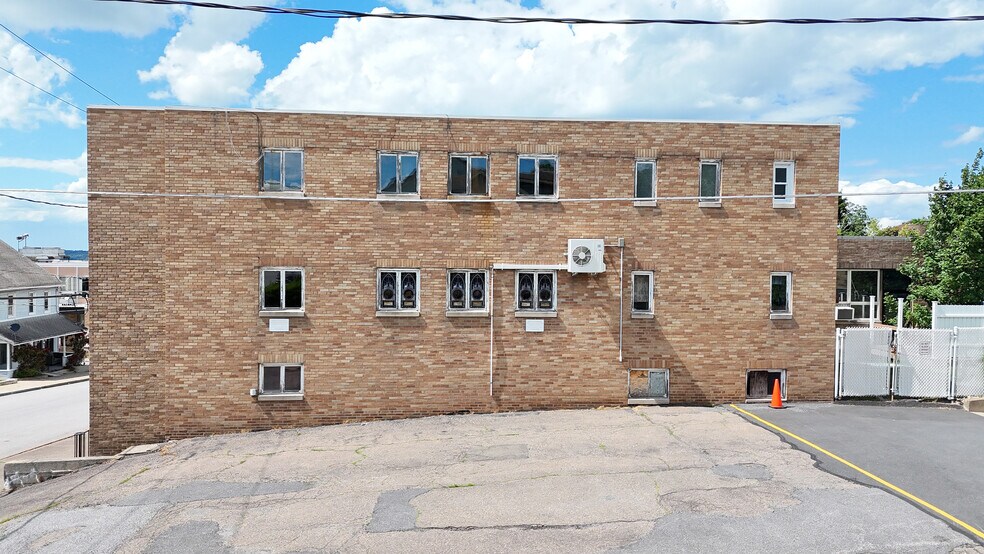 More Photos Of 741-755 N Vine St, Hazleton Apartments For Sale