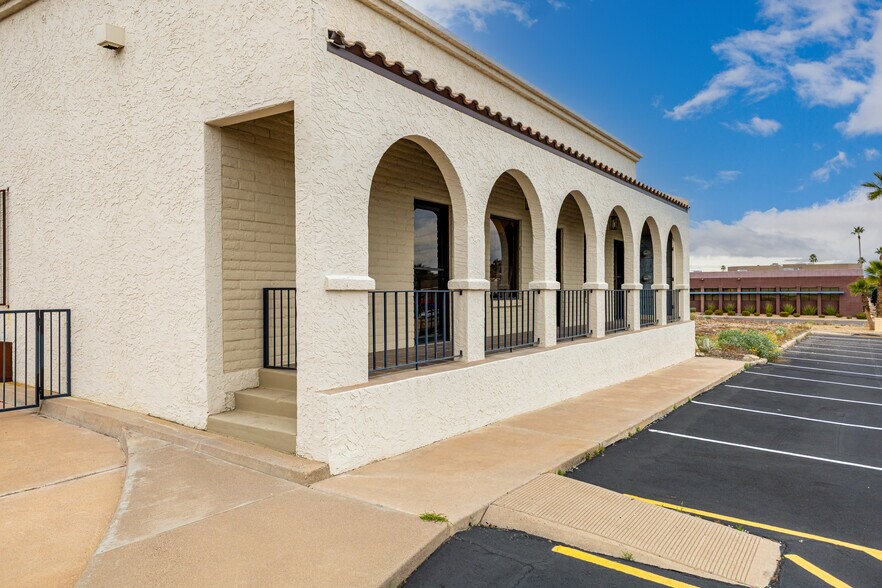 More Photos Of 13033 N Verde River Dr, Fountain Hills Freestanding For Sale