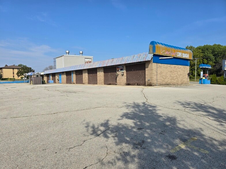 More Photos Of 7225 W 151st St, Orland Park Carwash For Sale