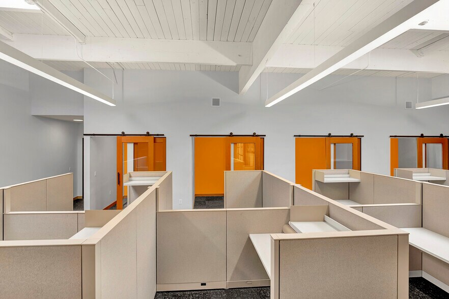 More Photos Of 454 SE 187th Ave, Portland Office For Lease