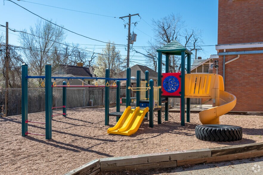 More Photos Of 3120 Irving St, Denver Unknown For Lease