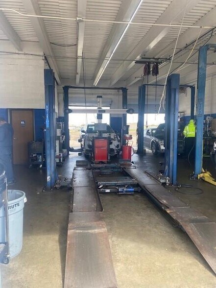 More Photos Of 1210 E Bear Creek Rd, Glenn Heights Auto Repair For Sale