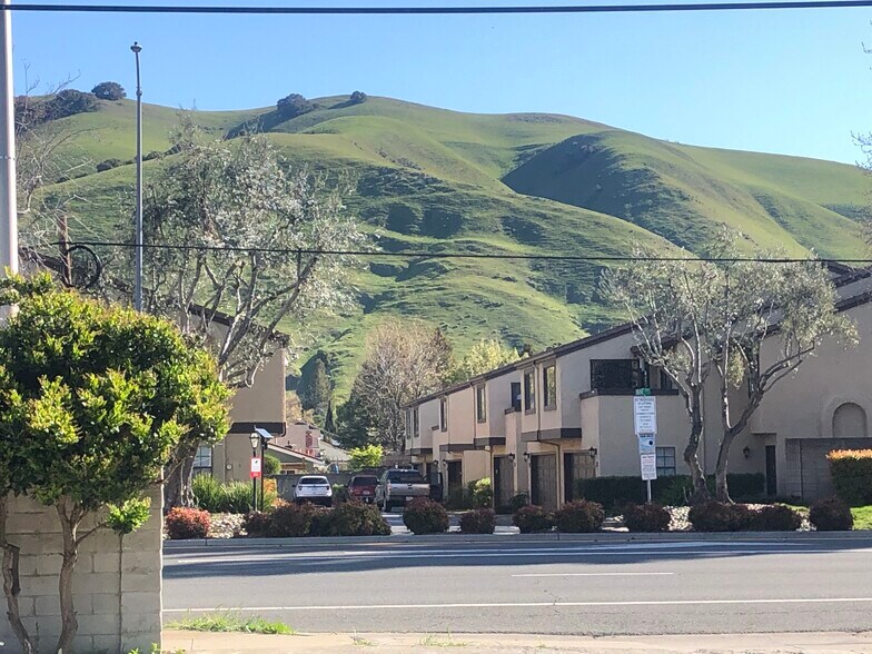 More Photos Of 38765 Mission Blvd, Fremont Land For Sale