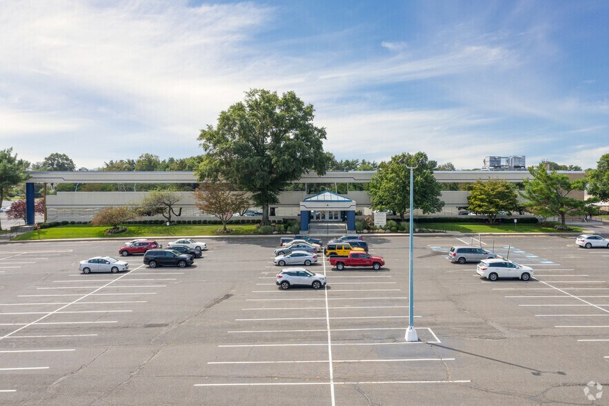 More Photos Of 185 State Highway 36, West Long Branch Office For Lease