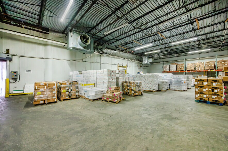 More Photos Of 501 NE 183 St, Miami Refrigeration Cold Storage For Lease