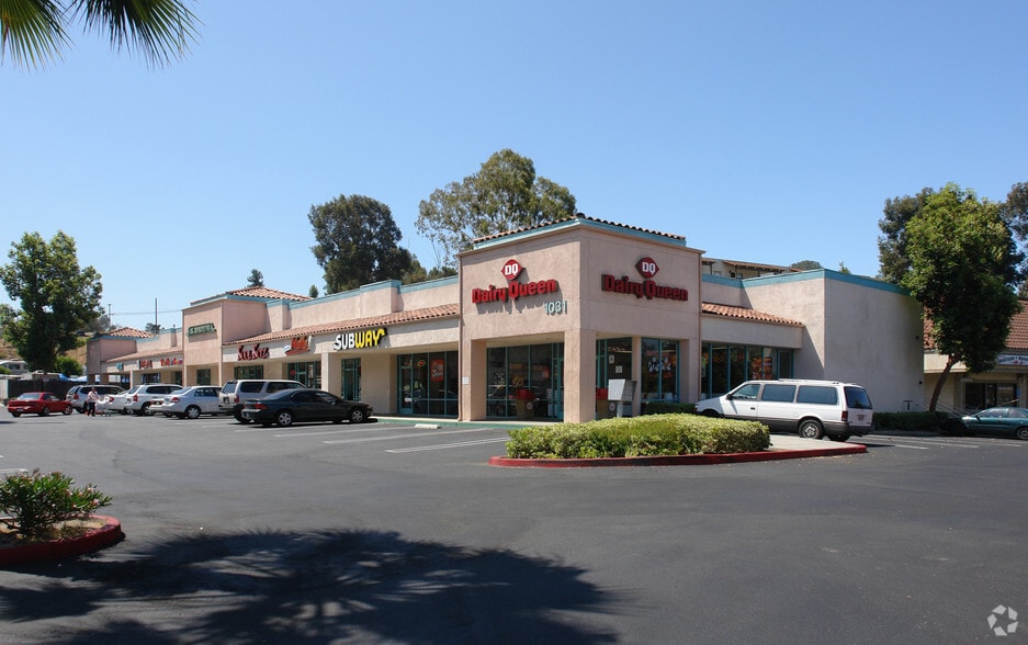 More Photos Of 1031-1033 S Santa Fe Ave, Vista Unknown For Lease
