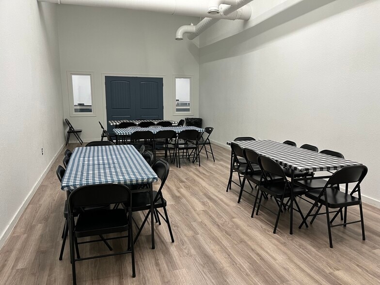 More Photos Of 24750 Fm 2100 Rd, Huffman Freestanding For Sale