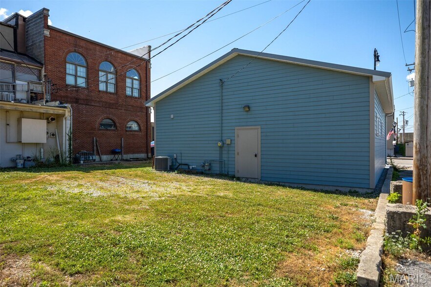 More Photos Of 111 W Kirkham St, Litchfield Healthcare For Sale