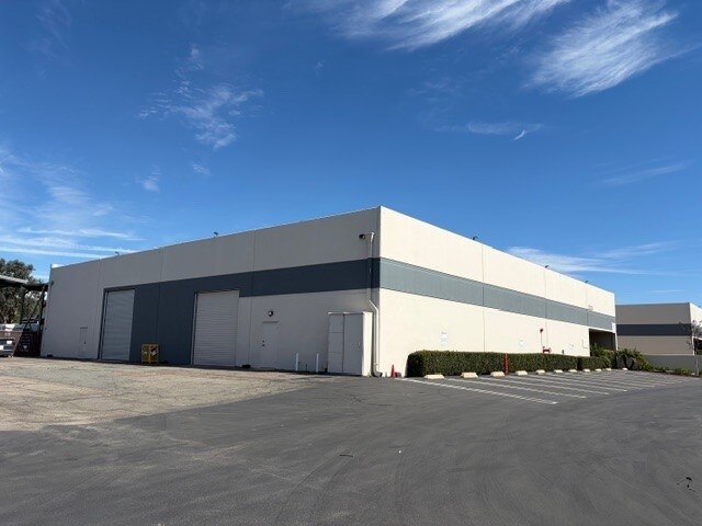 More Photos Of 1232 Simpson Way, Escondido Warehouse For Lease