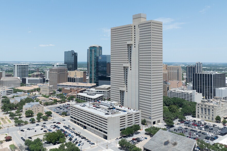 More Photos Of 801 Cherry St, Fort Worth Office For Lease