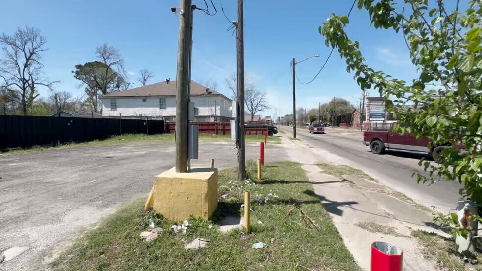 Primary Photo Of 9333 Irvington Blvd, Houston Land For Sale