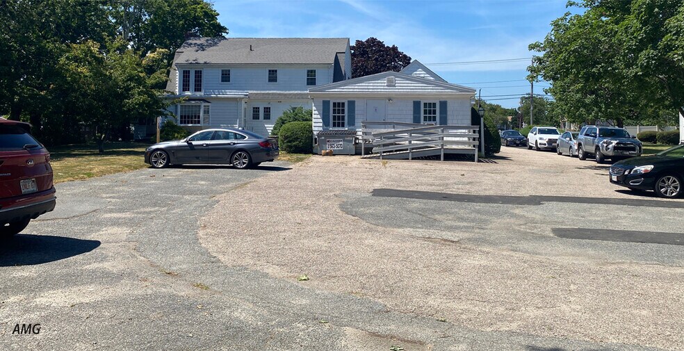 More Photos Of 83 Main St, Hyannis Medical For Sale