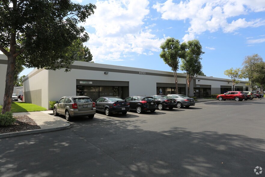 More Photos Of 2600 Walnut Ave, Tustin Unknown For Lease