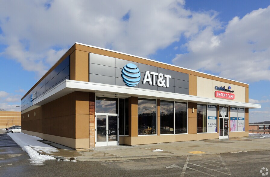 Primary Photo Of 500 Lincoln St, Worcester Storefront Retail Office For Lease